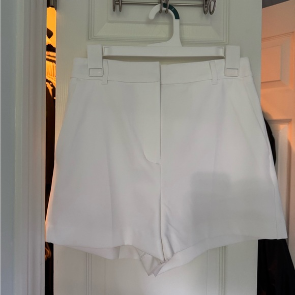 Express Ivory Jacket - Picture 3 of 3